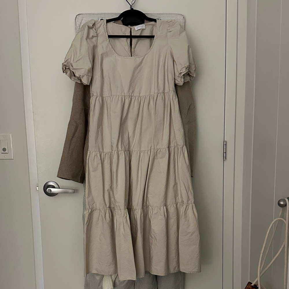 Aritzia Little Moon Cream Long Sleeve Dress